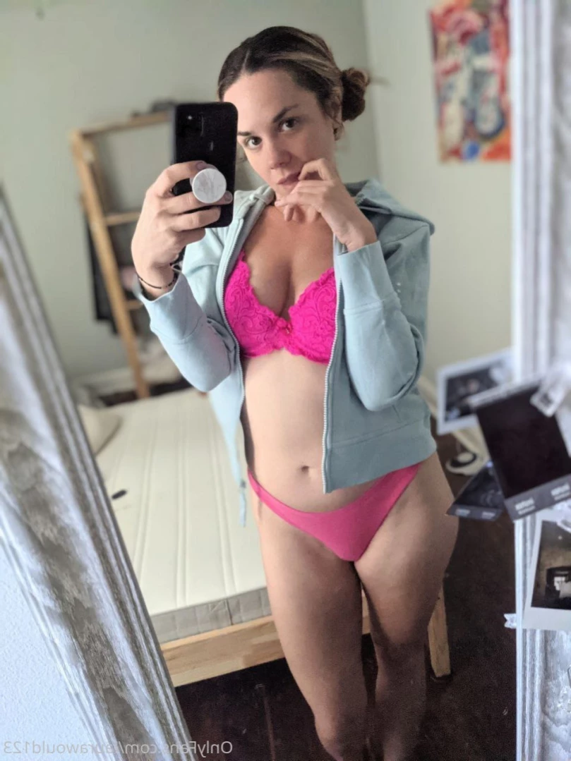 💜 𝗟𝗮𝘂𝗿𝗮 𝗪𝗼𝗼𝗱 💖 All Inclusive 😋 Full Vids [ laurawould123 ] Onlyfans leaked photo 12896148 on Hotleaks.tv