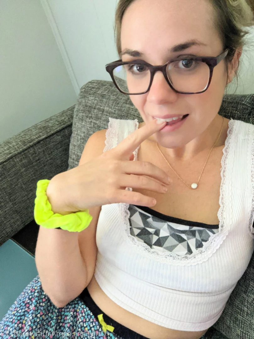 💜 𝗟𝗮𝘂𝗿𝗮 𝗪𝗼𝗼𝗱 💖 All Inclusive 😋 Full Vids [ laurawould123 ] Onlyfans leaked photo 12913735 on Hotleaks.tv