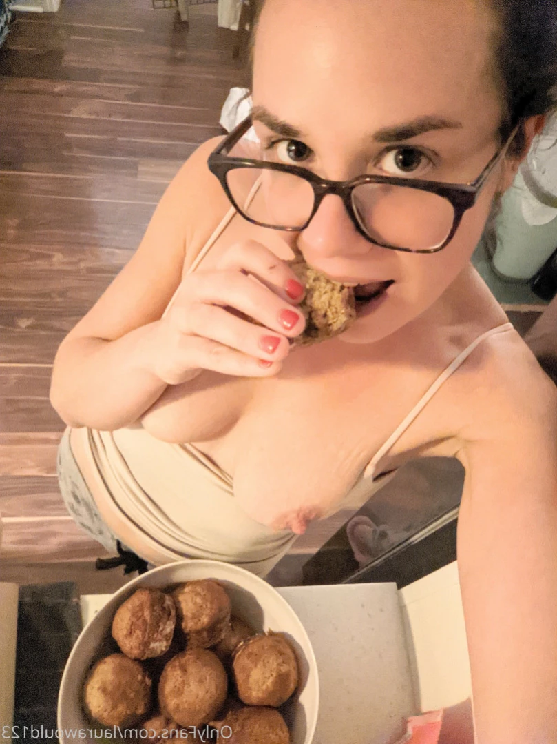 💜 𝗟𝗮𝘂𝗿𝗮 𝗪𝗼𝗼𝗱 💖 All Inclusive 😋 Full Vids [ laurawould123 ] Onlyfans leaked photo 13001631 on Hotleaks.tv