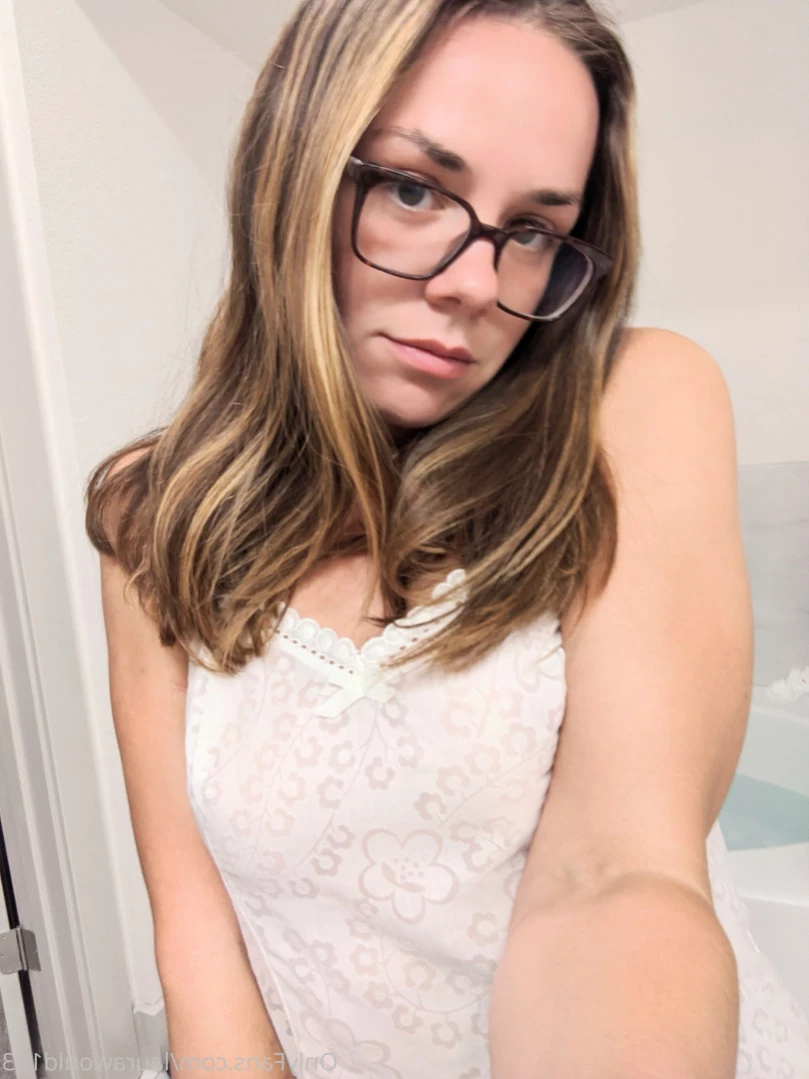 💜 𝗟𝗮𝘂𝗿𝗮 𝗪𝗼𝗼𝗱 💖 All Inclusive 😋 Full Vids [ laurawould123 ] Onlyfans leaked photo 13364781 on Hotleaks.tv