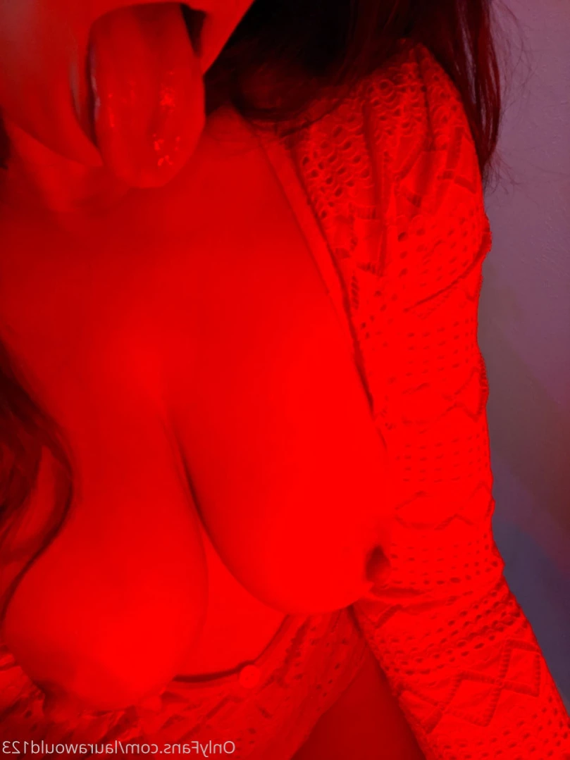 💜 𝗟𝗮𝘂𝗿𝗮 𝗪𝗼𝗼𝗱 💖 All Inclusive 😋 Full Vids [ laurawould123 ] Onlyfans leaked photo 13588399 on Hotleaks.tv