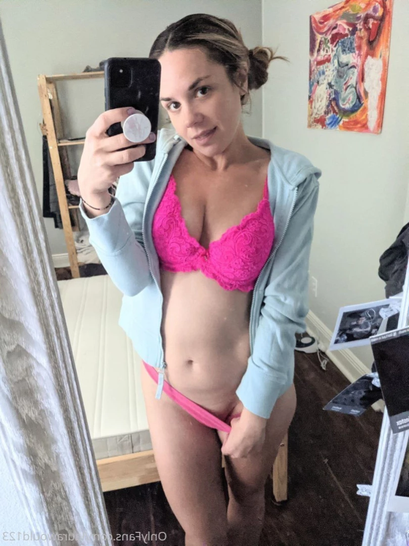 💜 𝗟𝗮𝘂𝗿𝗮 𝗪𝗼𝗼𝗱 💖 All Inclusive 😋 Full Vids [ laurawould123 ] Onlyfans leaked photo 13945173 on Hotleaks.tv