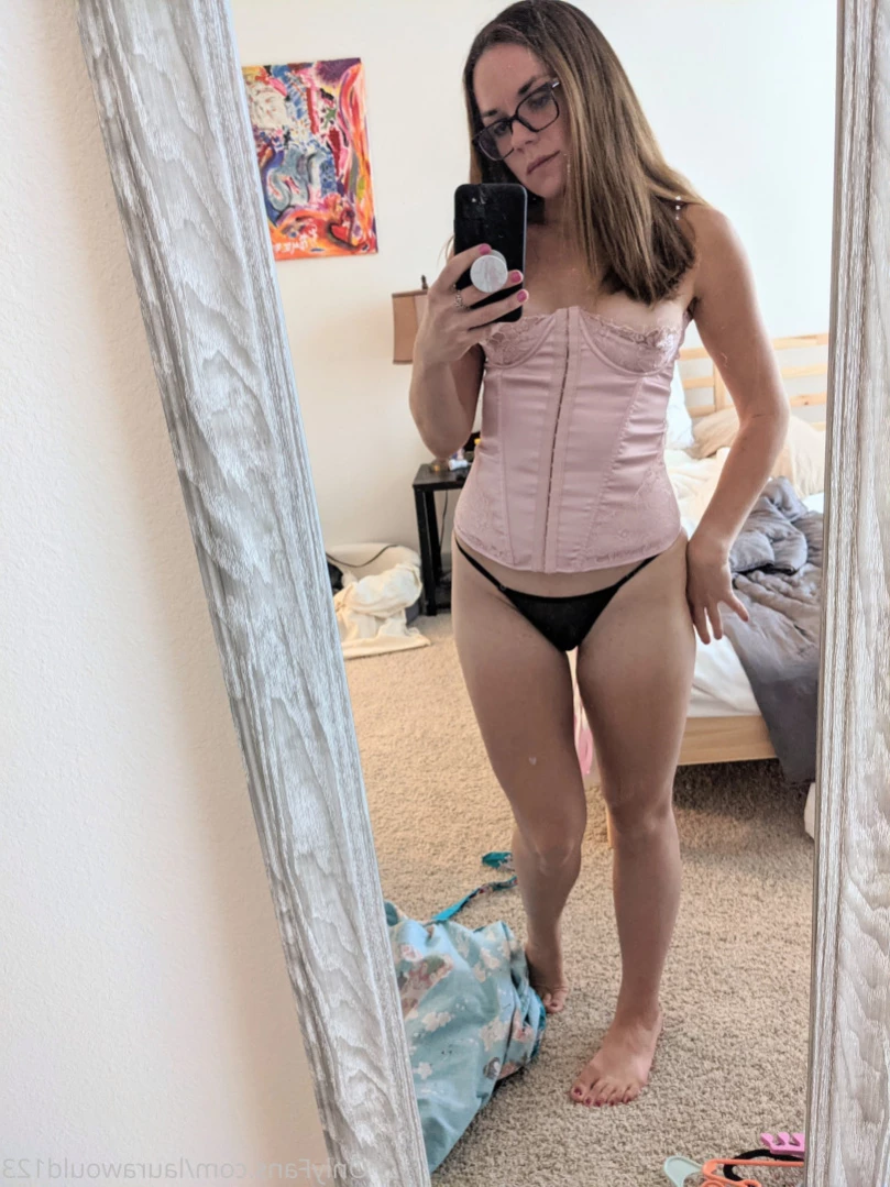 💜 𝗟𝗮𝘂𝗿𝗮 𝗪𝗼𝗼𝗱 💖 All Inclusive 😋 Full Vids [ laurawould123 ] Onlyfans leaked photo 14313749 on Hotleaks.tv