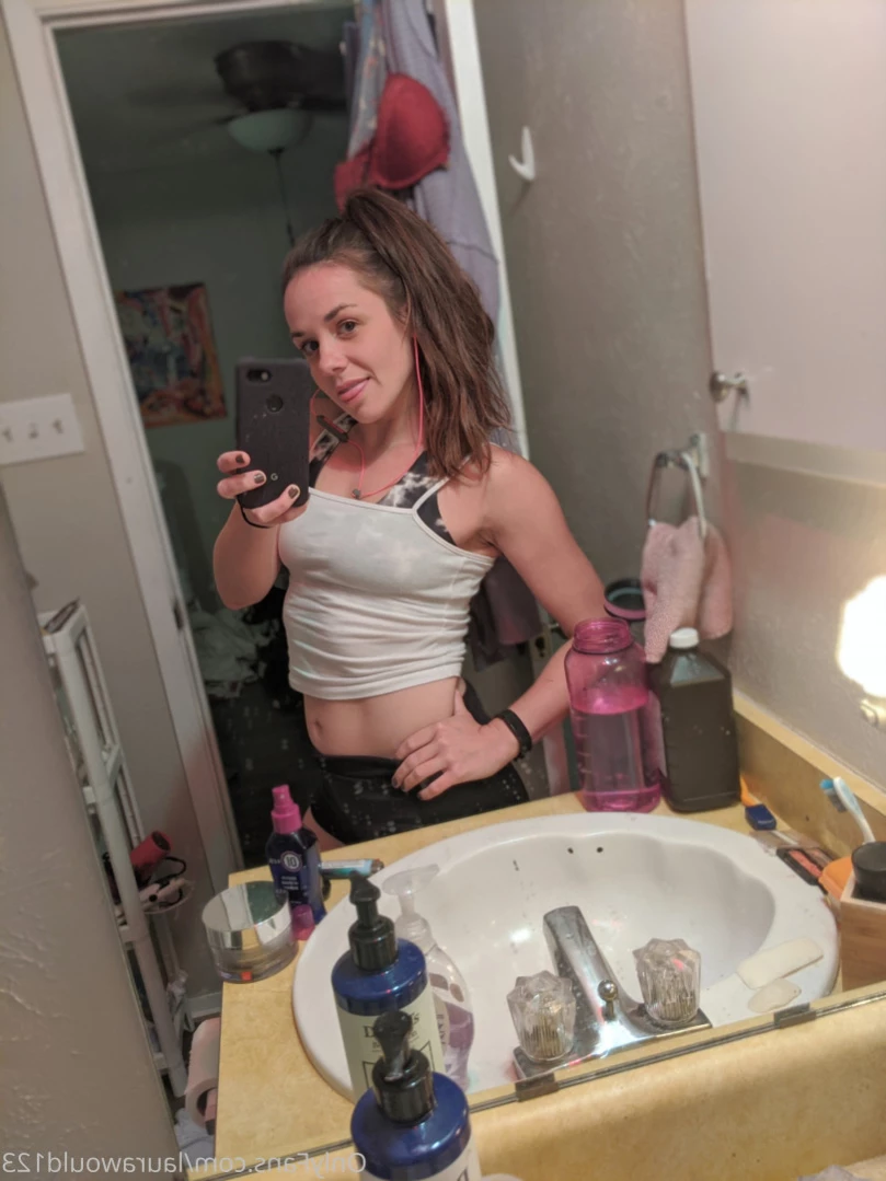 💜 𝗟𝗮𝘂𝗿𝗮 𝗪𝗼𝗼𝗱 💖 All Inclusive 😋 Full Vids [ laurawould123 ] Onlyfans leaked photo 15954319 on Hotleaks.tv