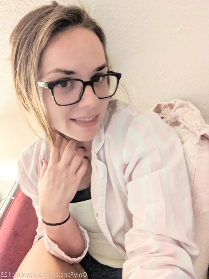 💜 𝗟𝗮𝘂𝗿𝗮 𝗪𝗼𝗼𝗱 💖 All Inclusive 😋 Full Vids [ laurawould123 ] Onlyfans leaked photo 16163160 on Hotleaks.tv