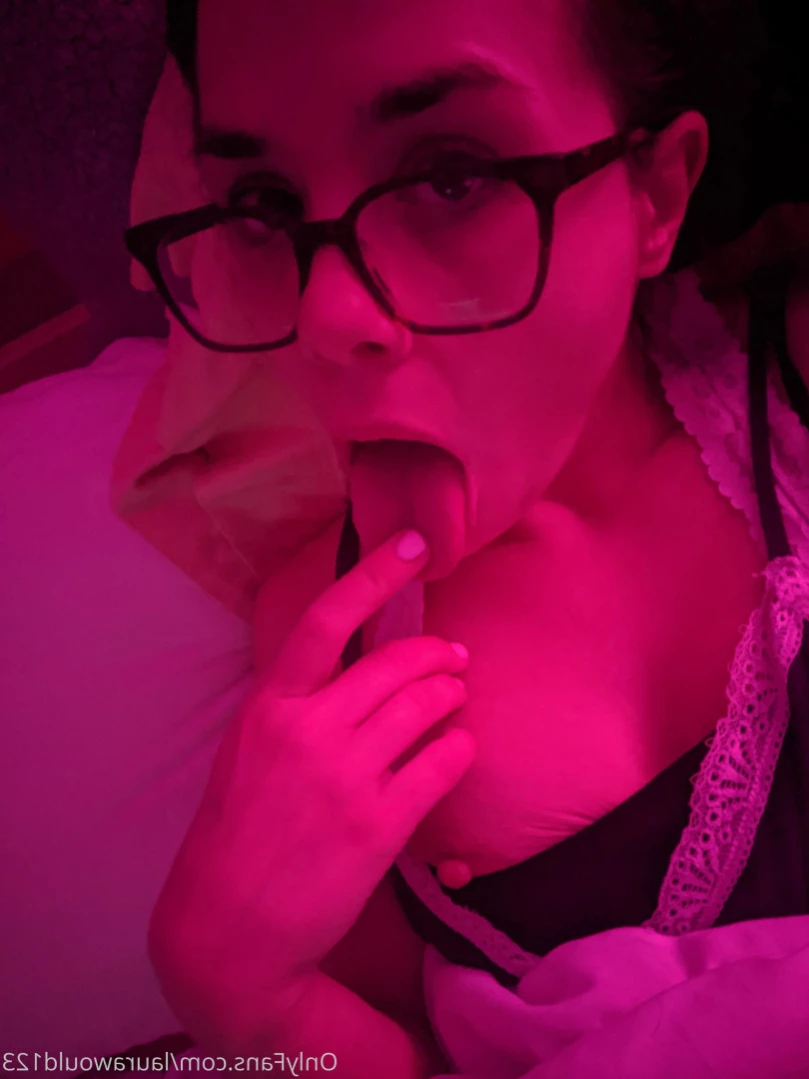 💜 𝗟𝗮𝘂𝗿𝗮 𝗪𝗼𝗼𝗱 💖 All Inclusive 😋 Full Vids [ laurawould123 ] Onlyfans leaked photo 16250233 on Hotleaks.tv