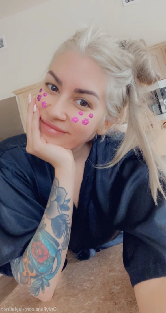 𝗬𝗢𝗨𝗥 𝗡𝗨𝗥𝗦𝗘 𝗟𝗔𝗬𝗟𝗔 𝗙𝗜𝗡𝗖𝗛👩🏼‍⚕️𝙻𝚎𝚝’𝚜 𝚜𝚎𝚡𝚝😈 🍑 [ laylafinch ] Onlyfans leaked photo 12995133 on Hotleaks.tv