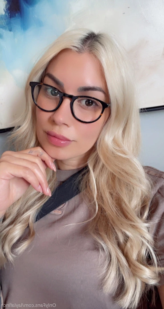 𝗬𝗢𝗨𝗥 𝗡𝗨𝗥𝗦𝗘 𝗟𝗔𝗬𝗟𝗔 𝗙𝗜𝗡𝗖𝗛👩🏼‍⚕️𝙻𝚎𝚝’𝚜 𝚜𝚎𝚡𝚝😈 🍑 [ laylafinch ] Onlyfans leaked photo 13972831 on Hotleaks.tv