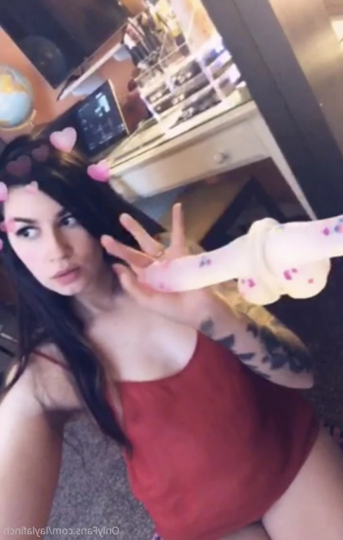 𝗬𝗢𝗨𝗥 𝗡𝗨𝗥𝗦𝗘 𝗟𝗔𝗬𝗟𝗔 𝗙𝗜𝗡𝗖𝗛👩🏼‍⚕️𝙻𝚎𝚝’𝚜 𝚜𝚎𝚡𝚝😈 🍑 [ laylafinch ] Onlyfans leaked photo 14318781 on Hotleaks.tv