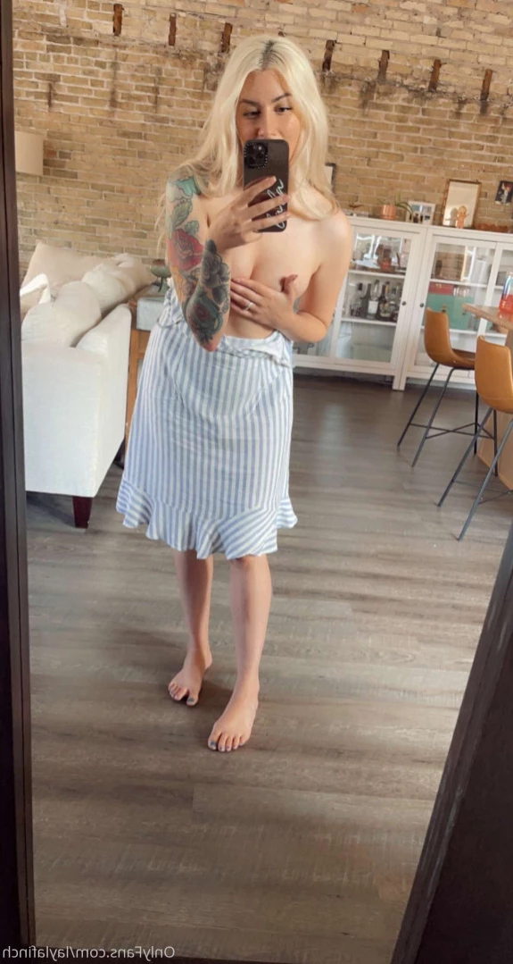 𝗬𝗢𝗨𝗥 𝗡𝗨𝗥𝗦𝗘 𝗟𝗔𝗬𝗟𝗔 𝗙𝗜𝗡𝗖𝗛👩🏼‍⚕️𝙻𝚎𝚝’𝚜 𝚜𝚎𝚡𝚝😈 🍑 [ laylafinch ] Onlyfans leaked photo 15373215 on Hotleaks.tv