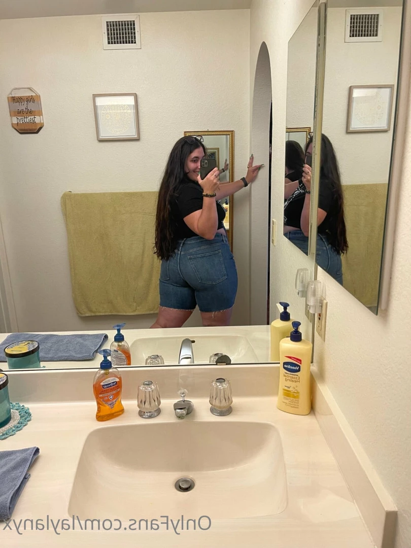 Miss Layla [ laylanyx ] Onlyfans leaked photo 9155246 on Hotleaks.tv