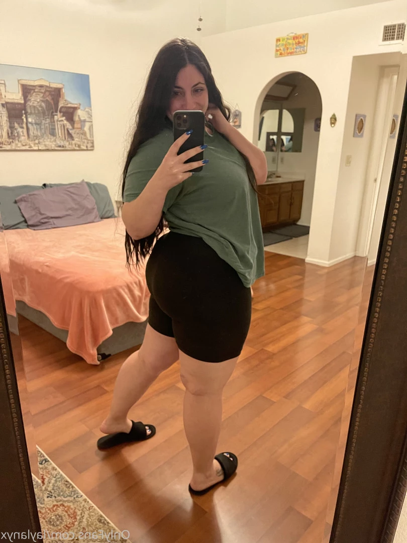 Miss Layla [ laylanyx ] Onlyfans leaked photo 9159459 on Hotleaks.tv