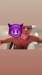 8112885