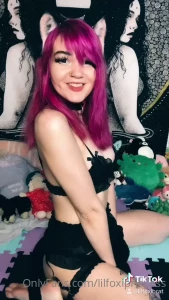 8098712
