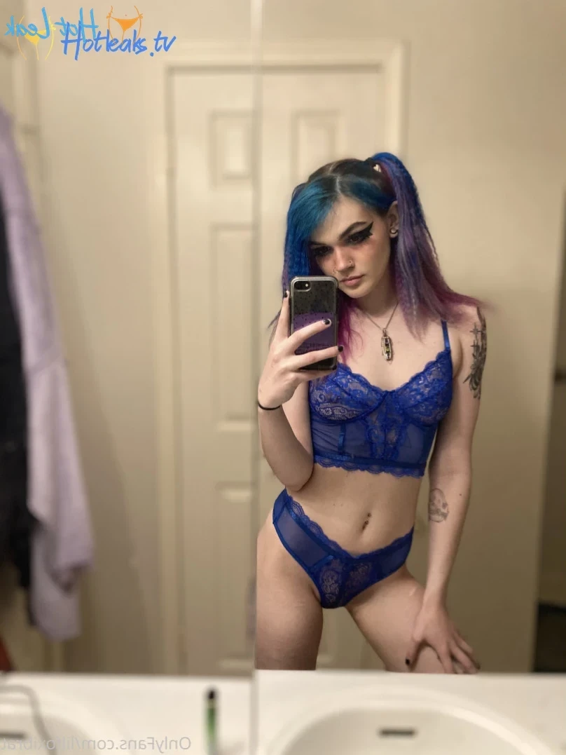 Lil Foxi [ lilfoxibrat ] Onlyfans leaked photo 12399716 on Hotleaks.tv