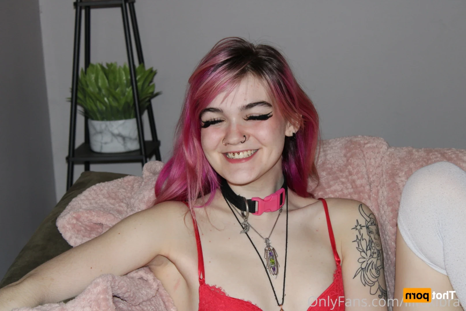 Lil Foxi [ lilfoxibrat ] Onlyfans leaked photo 12433372 on Hotleaks.tv