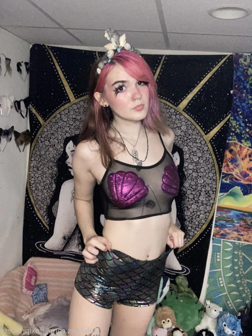 Lil Foxi [ lilfoxibrat ] Onlyfans leaked photo 12581591 on Hotleaks.tv