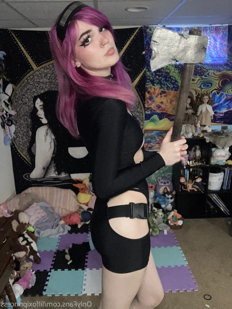 Lil Foxi [ lilfoxibrat ] Onlyfans leaked photo 12649375 on Hotleaks.tv