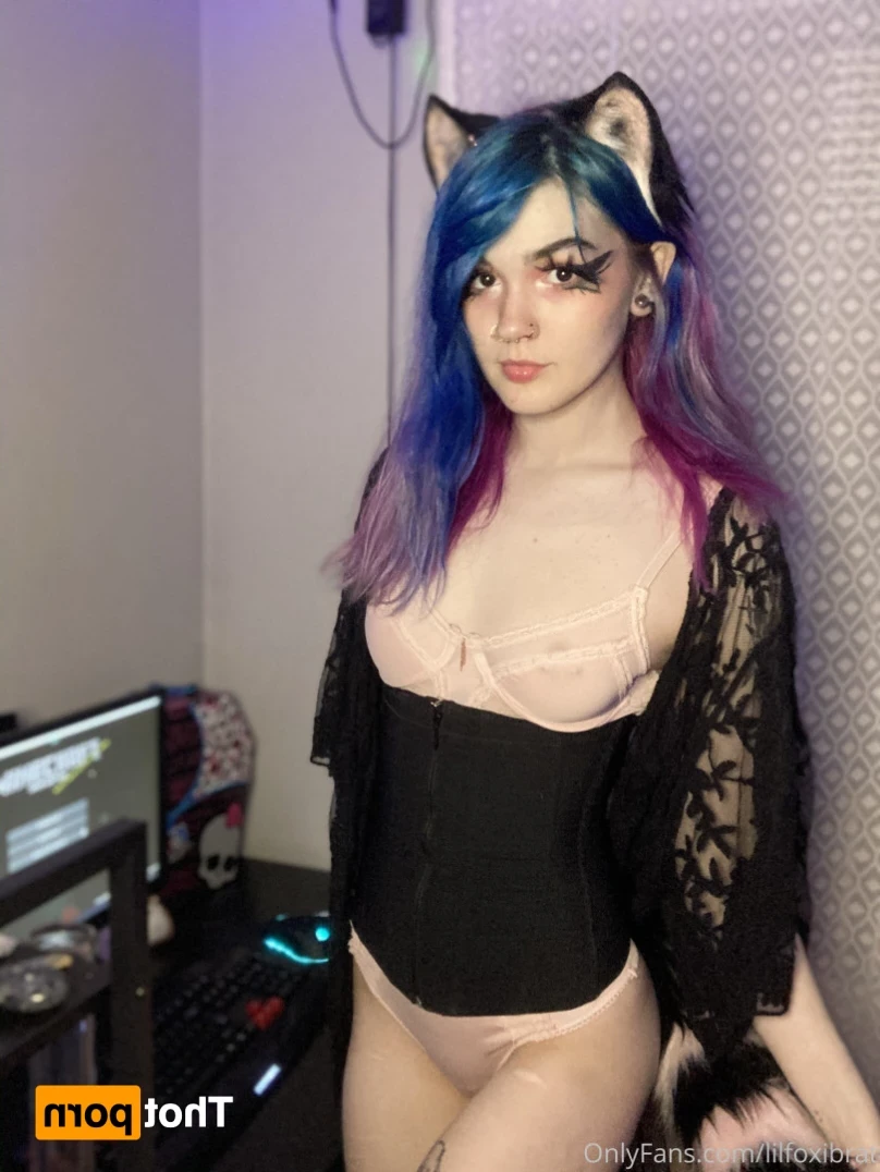 Lil Foxi [ lilfoxibrat ] Onlyfans leaked photo 12716414 on Hotleaks.tv