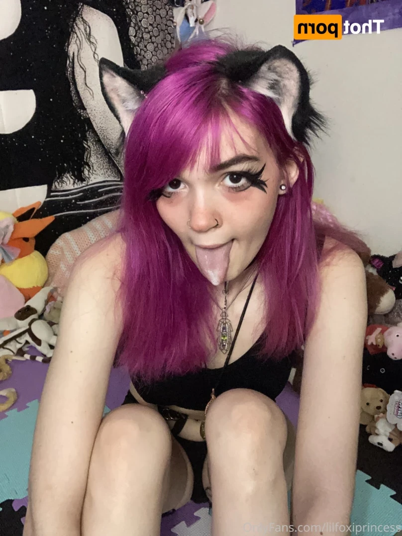 Lil Foxi [ lilfoxibrat ] Onlyfans leaked photo 12732074 on Hotleaks.tv