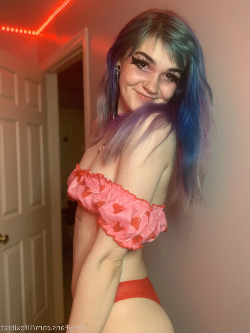 Lil Foxi [ lilfoxibrat ] Onlyfans leaked photo 12746230 on Hotleaks.tv