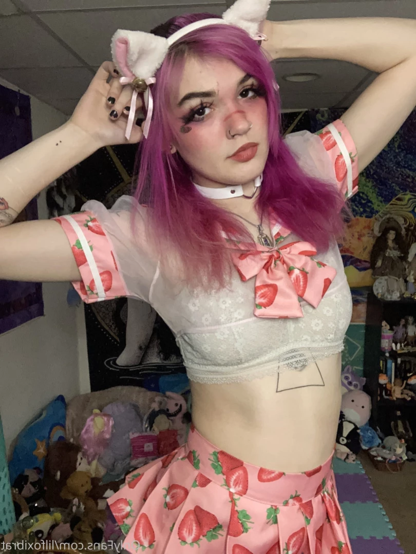 Lil Foxi [ lilfoxibrat ] Onlyfans leaked photo 12755247 on Hotleaks.tv