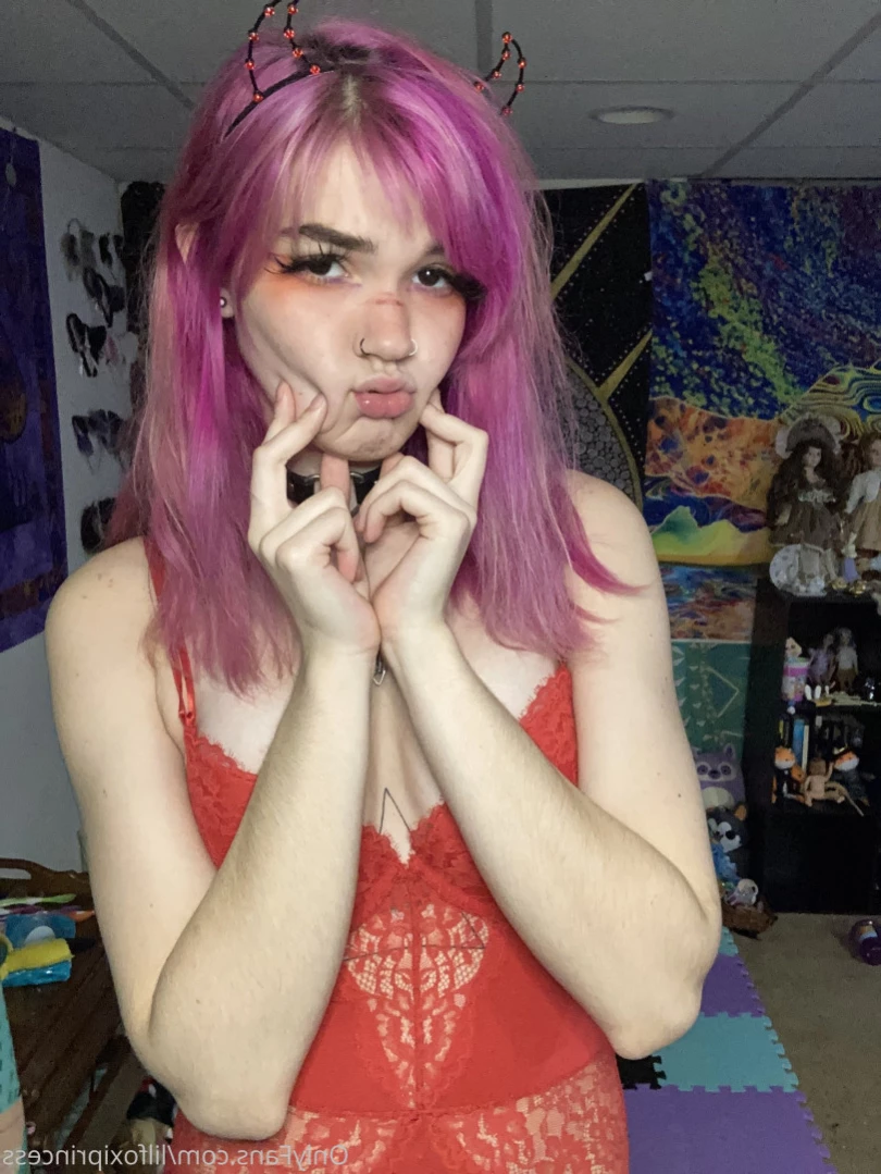 Lil Foxi [ lilfoxibrat ] Onlyfans leaked photo 12812184 on Hotleaks.tv