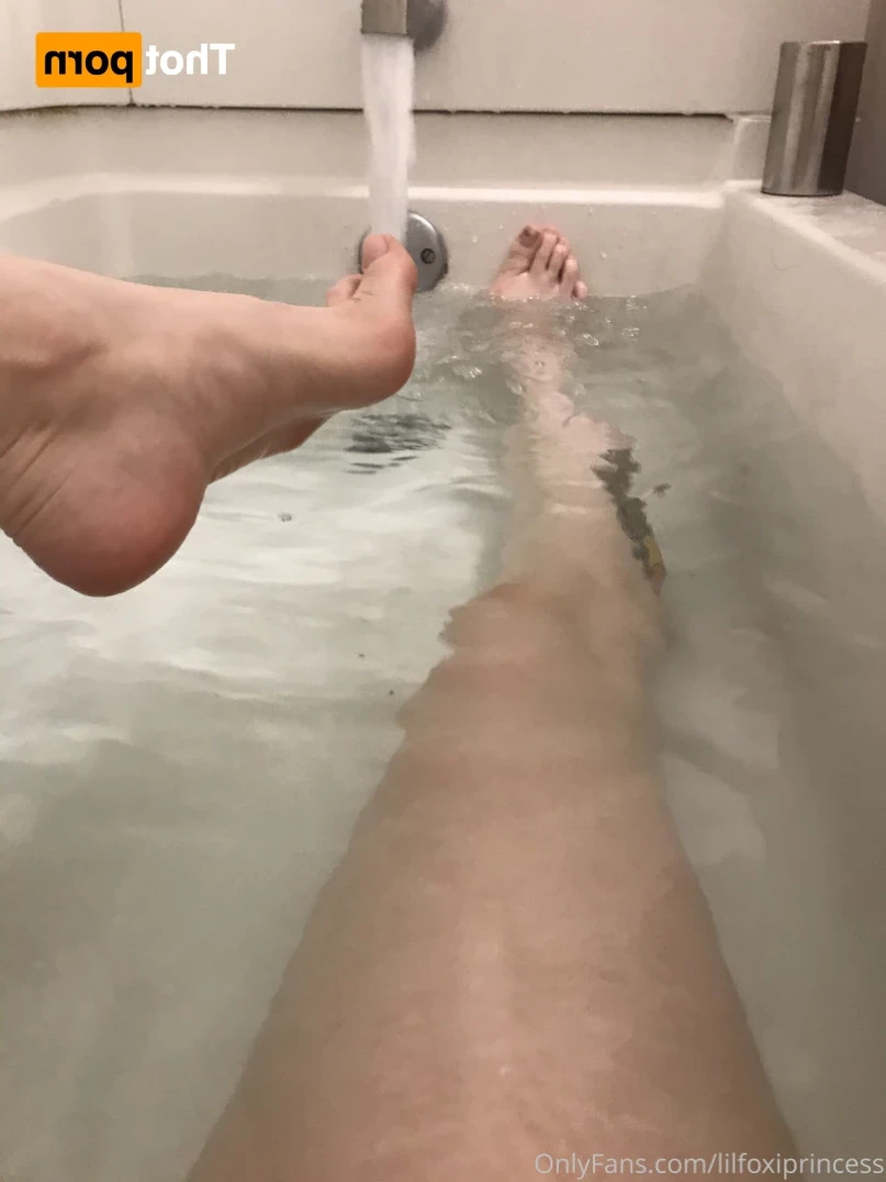 Lil Foxi [ lilfoxibrat ] Onlyfans leaked photo 12981712 on Hotleaks.tv