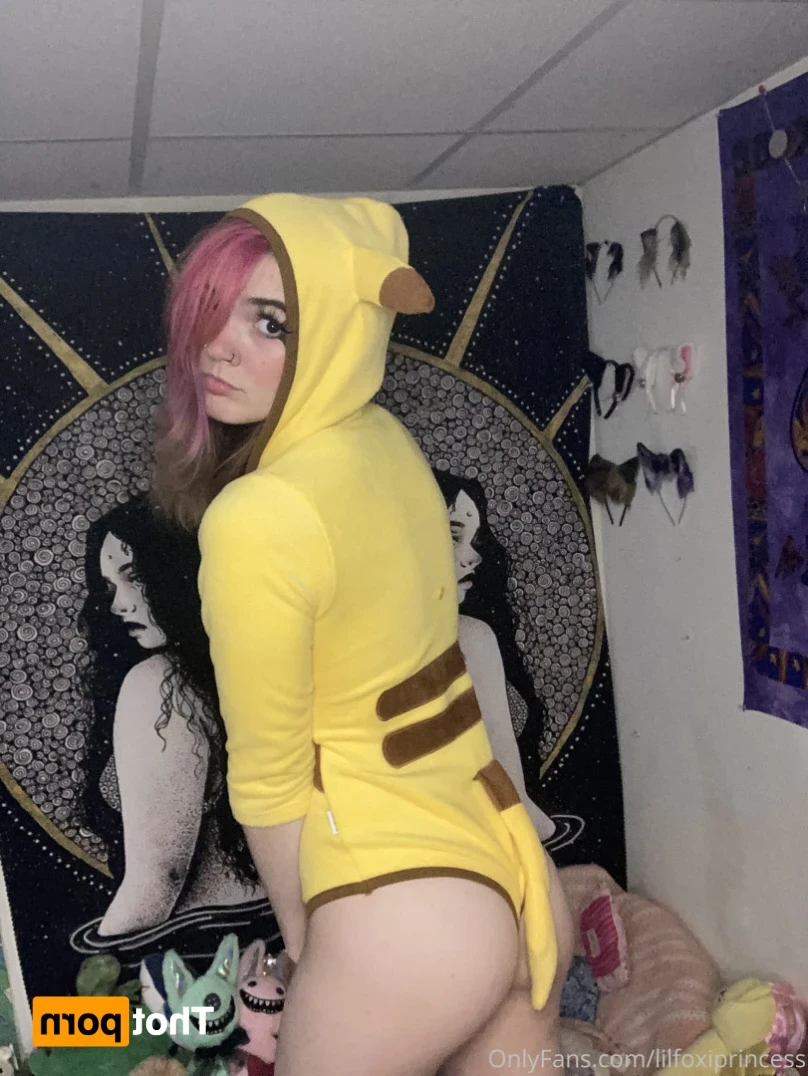 Lil Foxi [ lilfoxibrat ] Onlyfans leaked photo 13069353 on Hotleaks.tv