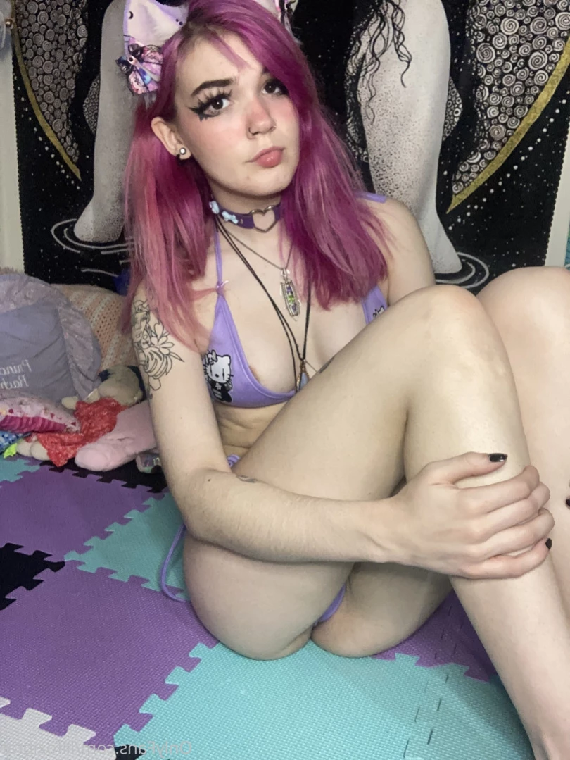 Lil Foxi [ lilfoxibrat ] Onlyfans leaked photo 13762403 on Hotleaks.tv