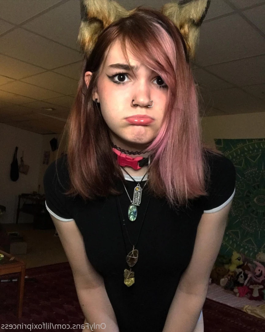 Lil Foxi [ lilfoxibrat ] Onlyfans leaked photo 14629321 on Hotleaks.tv