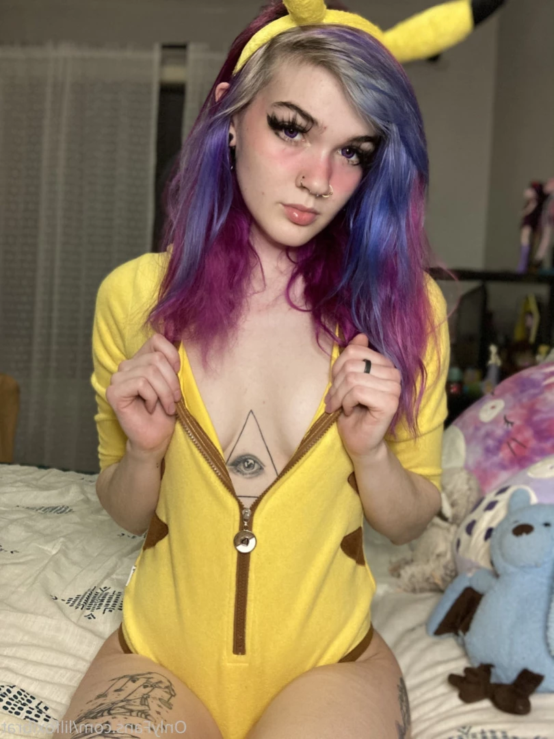 Lil Foxi [ lilfoxibrat ] Onlyfans leaked photo 14636525 on Hotleaks.tv