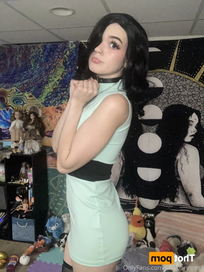 Lil Foxi [ lilfoxibrat ] Onlyfans leaked photo 14872429 on Hotleaks.tv