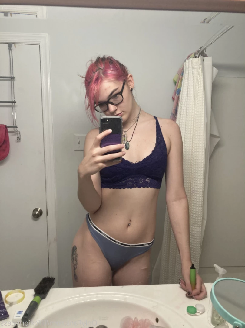 Lil Foxi [ lilfoxibrat ] Onlyfans leaked photo 15567587 on Hotleaks.tv