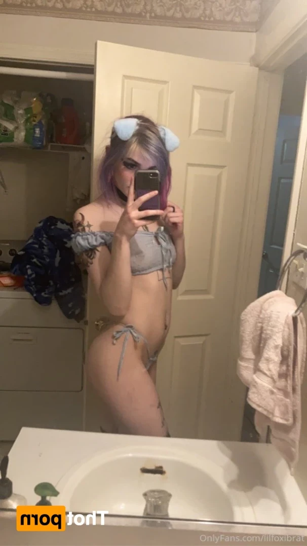 Lil Foxi [ lilfoxibrat ] Onlyfans leaked photo 15569806 on Hotleaks.tv