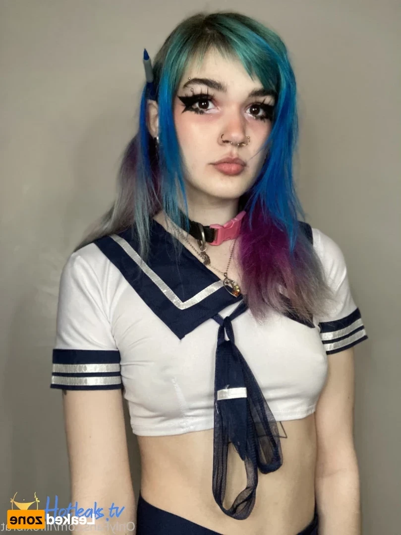 Lil Foxi [ lilfoxibrat ] Onlyfans leaked photo 16119995 on Hotleaks.tv