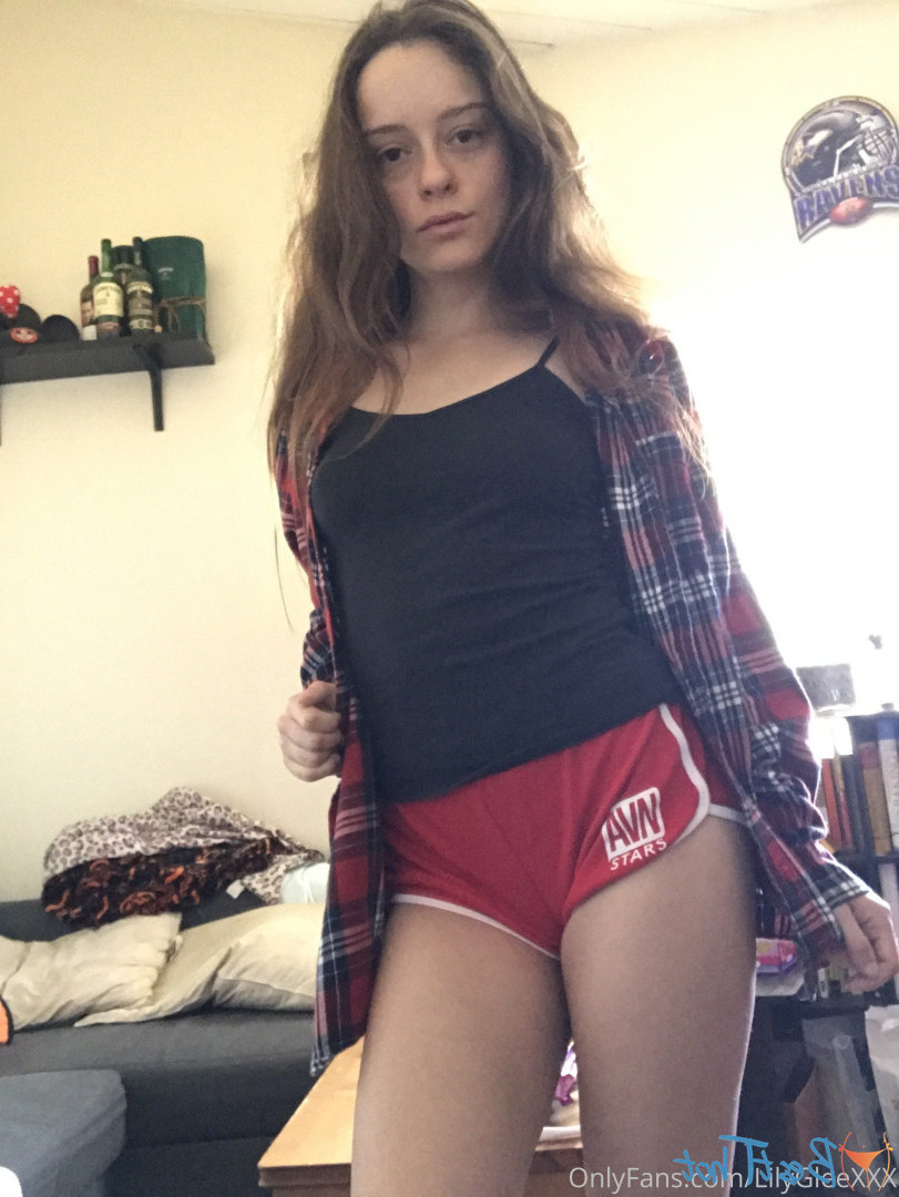 Lily Glee 🍭🍩 [ lilygleexxx ] Onlyfans leaked photo 16824924 on Hotleaks.tv