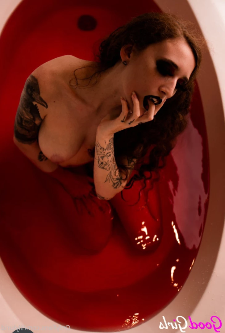 Lily Lurid [ lilylurid ] Onlyfans leaked photo 11498394 on Hotleaks.tv