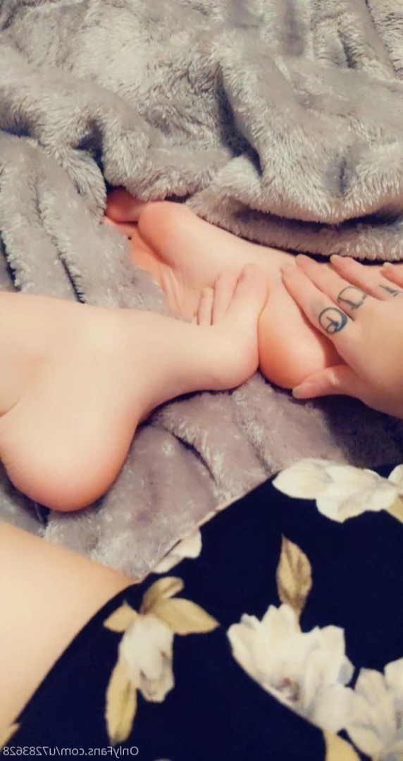 Lily Lurid [ lilylurid ] Onlyfans leaked photo 12960035 on Hotleaks.tv
