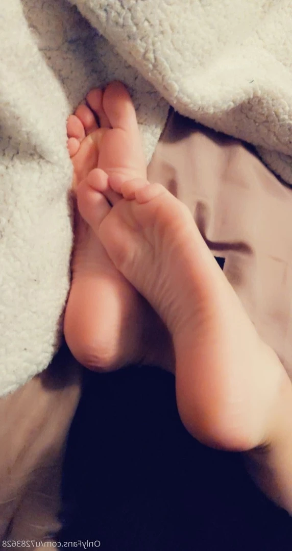 Lily Lurid [ lilylurid ] Onlyfans leaked photo 13849123 on Hotleaks.tv