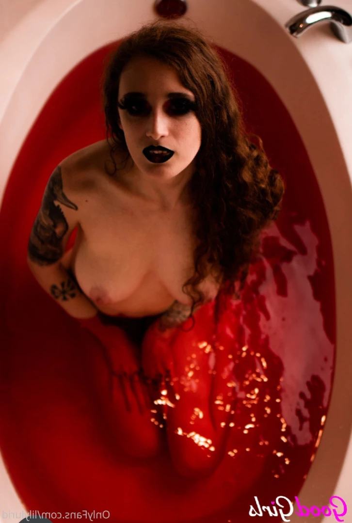 Lily Lurid [ lilylurid ] Onlyfans leaked photo 13971485 on Hotleaks.tv