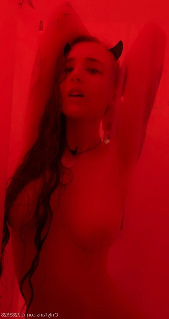 Lily Lurid [ lilylurid ] Onlyfans leaked photo 14852842 on Hotleaks.tv