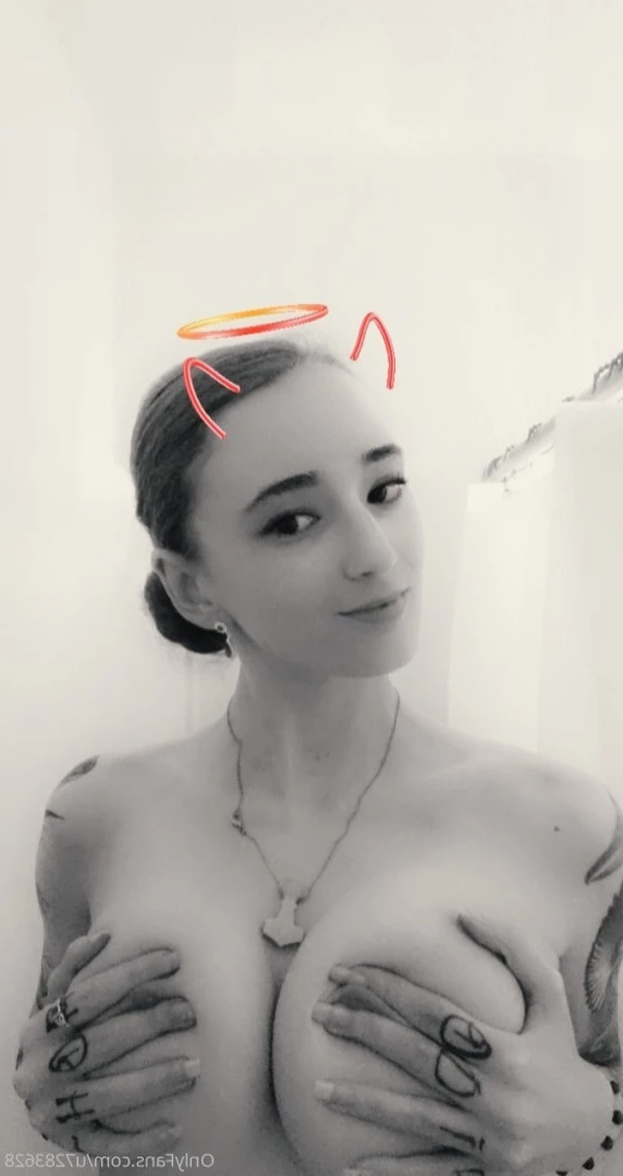 Lily Lurid [ lilylurid ] Onlyfans leaked photo 16315543 on Hotleaks.tv