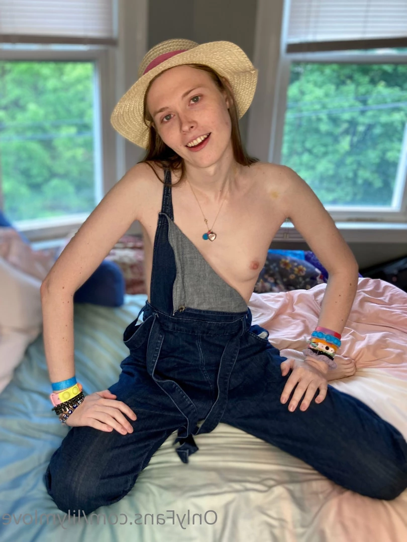 Lily Mentula [ lilymlove ] Onlyfans leaked photo 7877519 on Hotleaks.tv