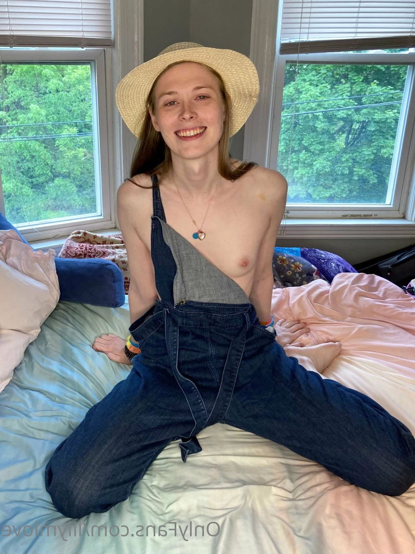Lily Mentula [ lilymlove ] Onlyfans leaked photo 7877670 on Hotleaks.tv