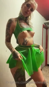 lisa.rocketcock [ lisarocketcock ] Onlyfans leaked video 12983667 on Hotleaks.tv