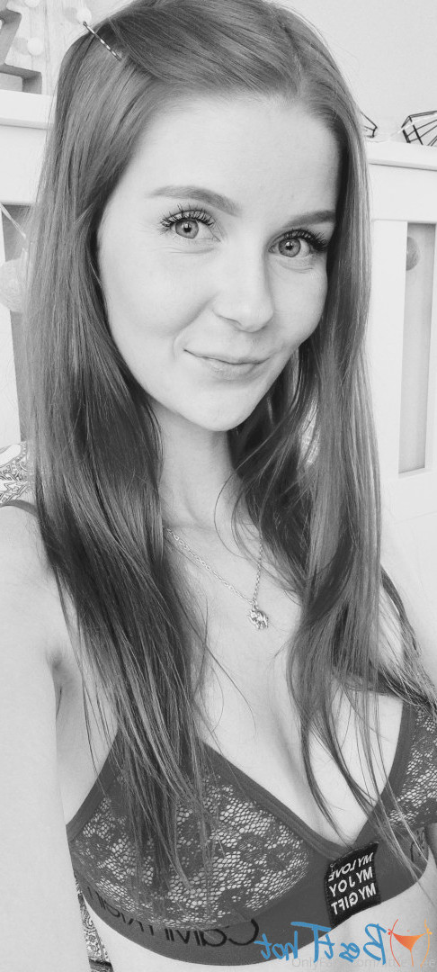 little_bee Onlyfans leaked photo 16948119 on Hotleaks.tv