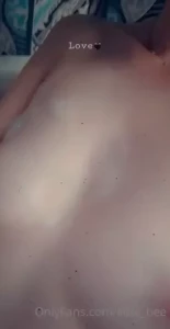 little_bee Onlyfans leaked video 18236075 on Hotleaks.tv