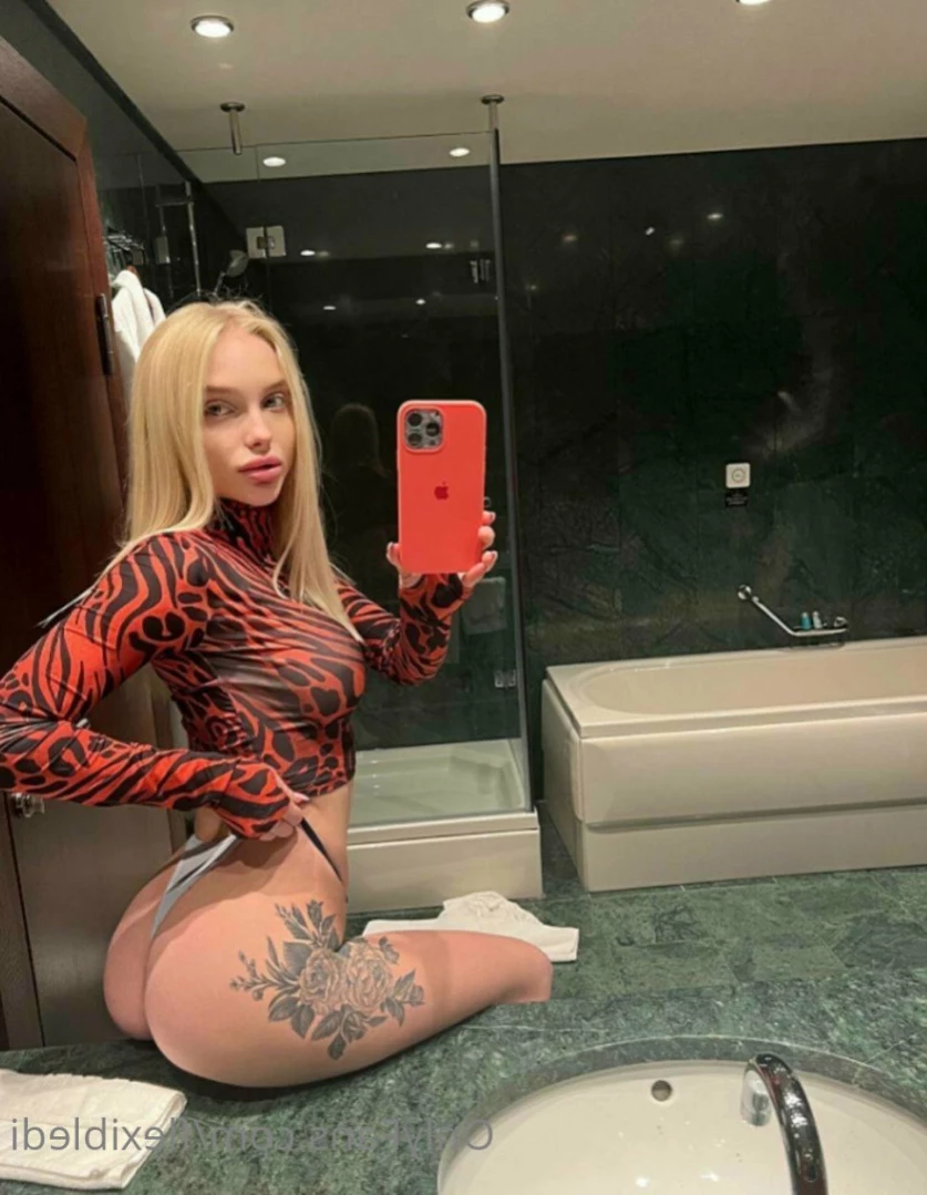 Diana 🇺🇦 [ little_flexi_di ] Onlyfans leaked photo 12954899 on Hotleaks.tv