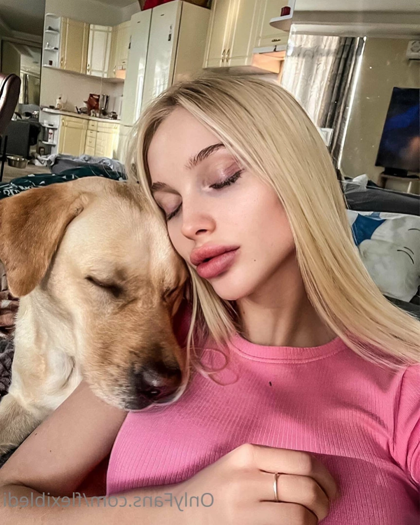 Diana 🇺🇦 [ little_flexi_di ] Onlyfans leaked photo 13889619 on Hotleaks.tv